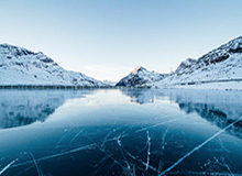 CBA扣篮王万磊在戈登中国行活动现场复刻他的世纪坐扣